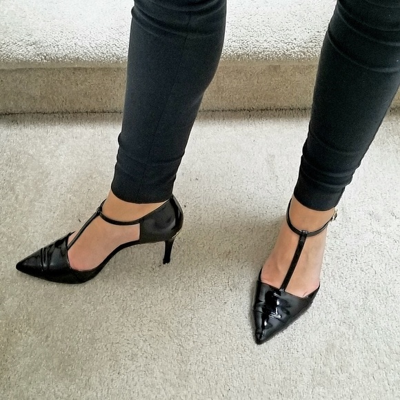 Calvin Klein Heels - Picture 2 of 4